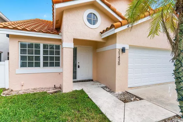 Boca Raton, FL 33498,21430 Millbrook CT