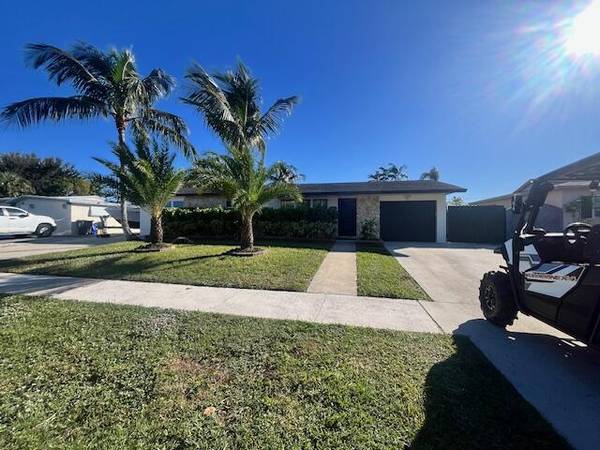 2622 Bahia RD, West Palm Beach, FL 33406