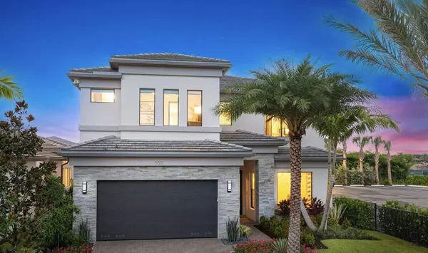 8318 Essex Country Club DR, Boca Raton, FL 33434