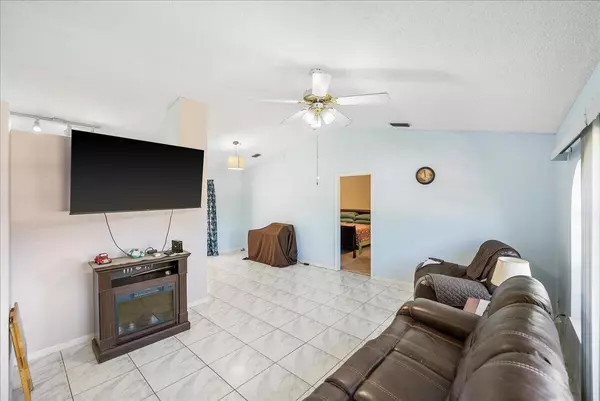 Port Saint Lucie, FL 34953,1614 SW Ruiz TER