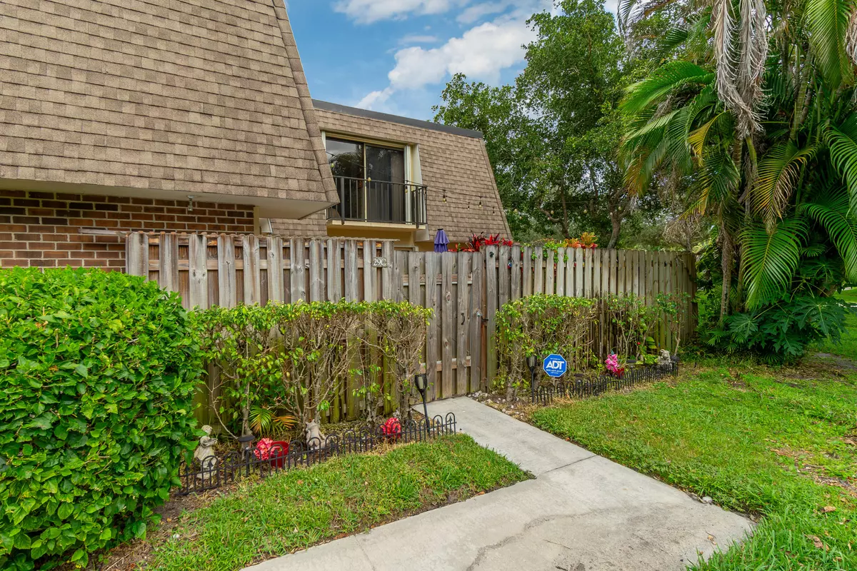 Delray Beach, FL 33445,2945 SW 22nd CIR 29c