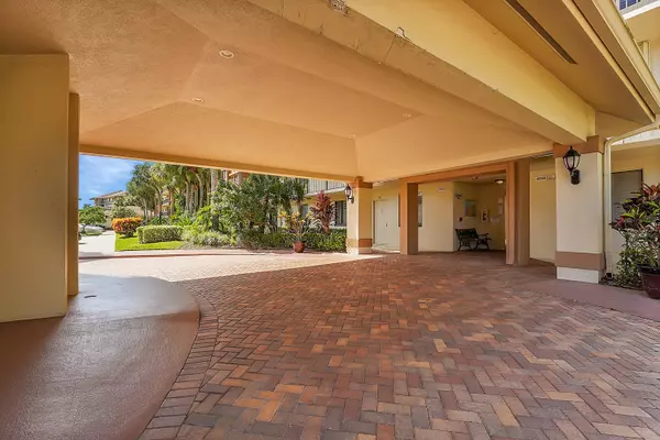 Jupiter, FL 33477,2001 Marina Isle 203 WAY 203