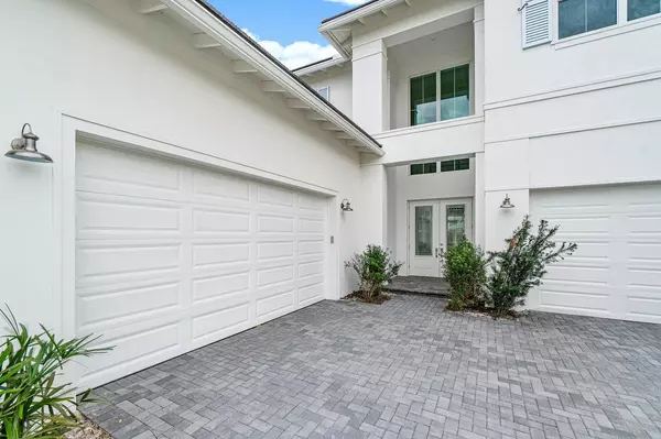 Palm Beach Gardens, FL 33418,4202 Mendel LN