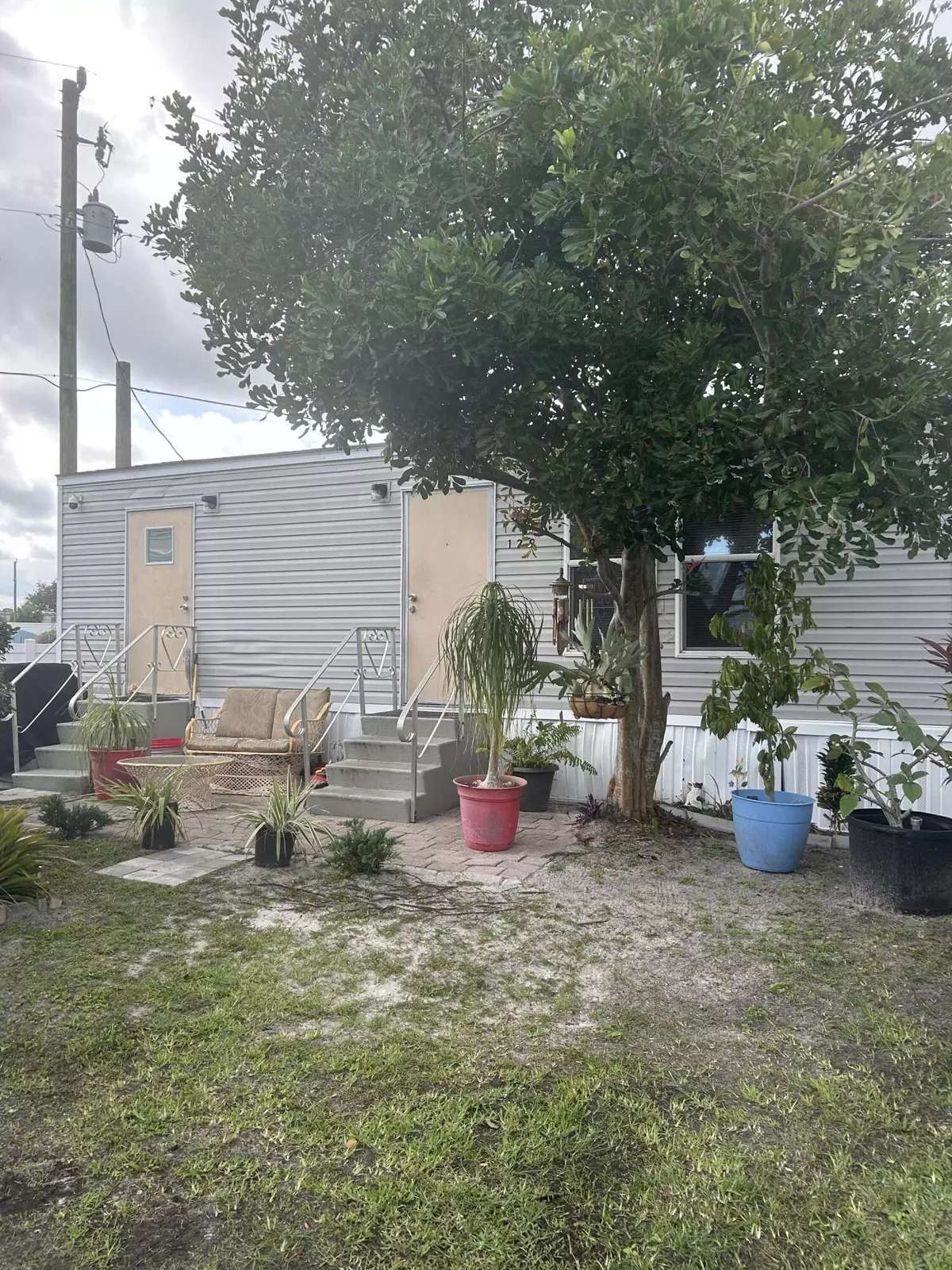 Fort Pierce, FL 34982,3550 Us Highway 1 129