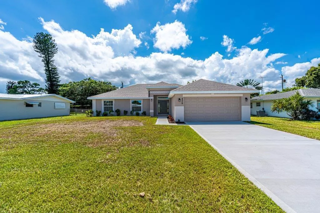 Port Saint Lucie, FL 34952,206 Riomar DR
