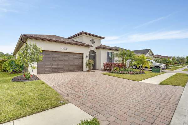 Vero Beach, FL 32966,1624 Willows SQ