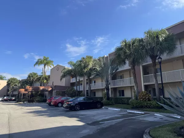 Tamarac, FL 33321,7516 N Devon Drive DR 212