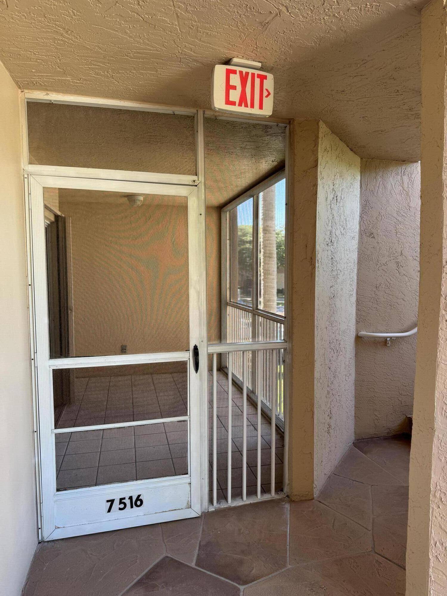 Tamarac, FL 33321,7516 N Devon Drive DR 212