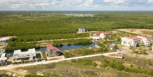 Out Of Country, 00000,1754 Sand Dollar Drive (Belize)