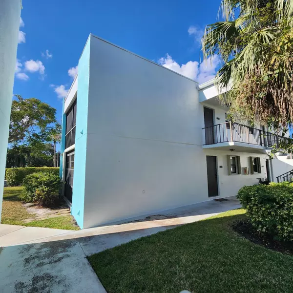 517 Dotterel RD 31c, Delray Beach, FL 33444