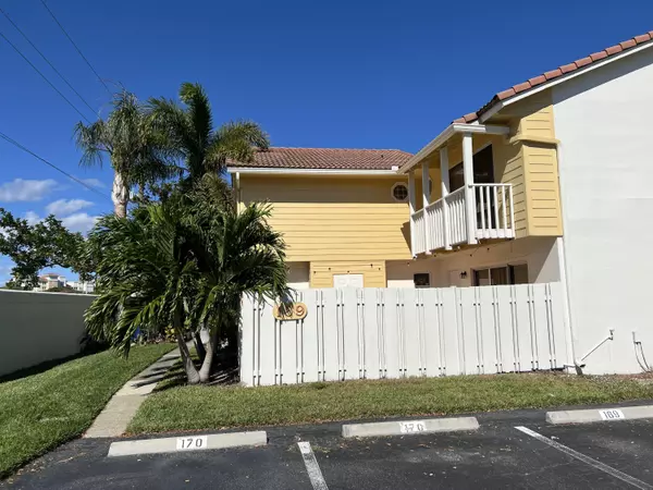 Jupiter, FL 33477,169 Seabreeze CIR