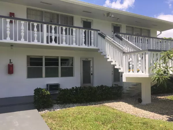 27 Kent B, West Palm Beach, FL 33417