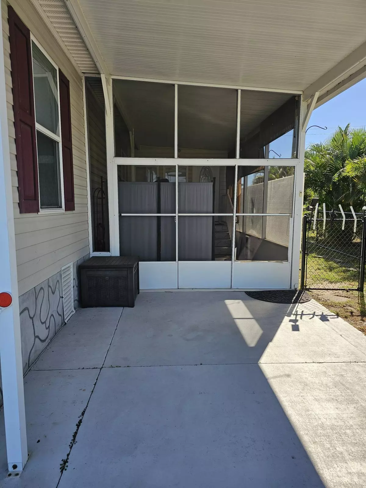 Barefoot Bay, FL 32976,877 Laurel CIR