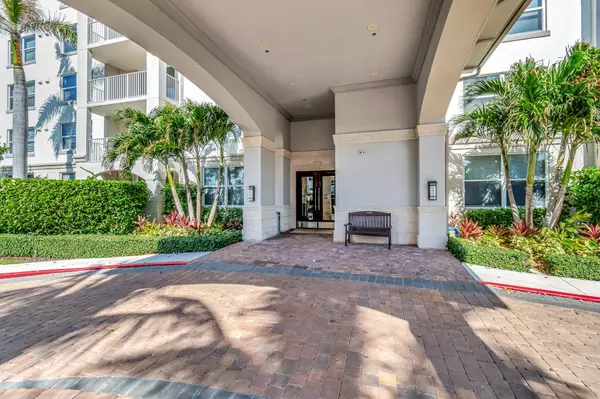 Highland Beach, FL 33487,3594 S Ocean BLVD 304