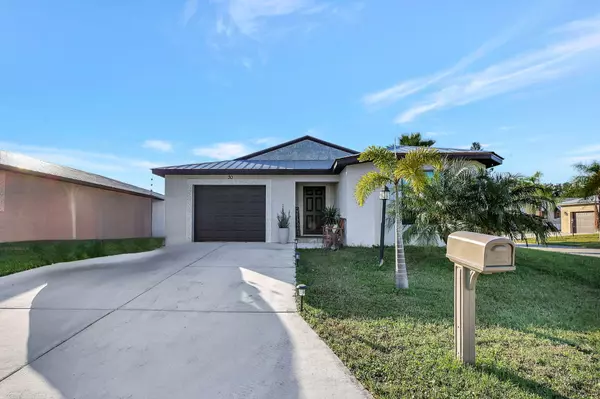 30 Nogales WAY, Port Saint Lucie, FL 34952