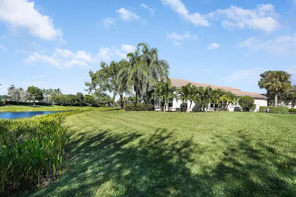 7961 Oaklawn CV, Lake Worth, FL 33467