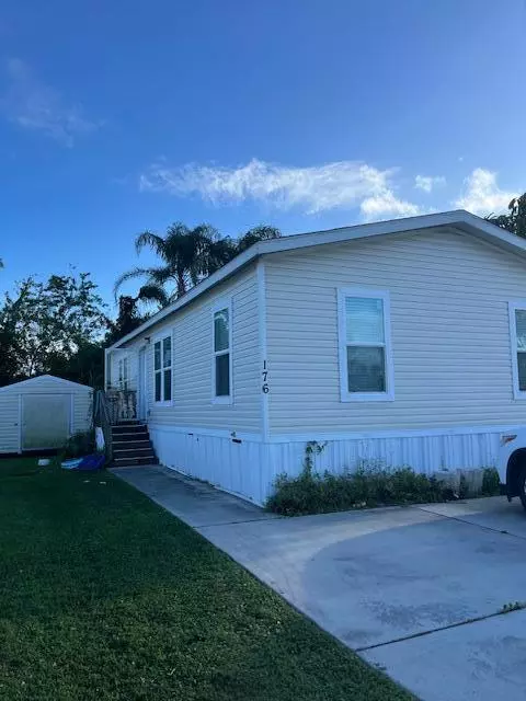 Stuart, FL 34997,5000 SE Federal HWY 176