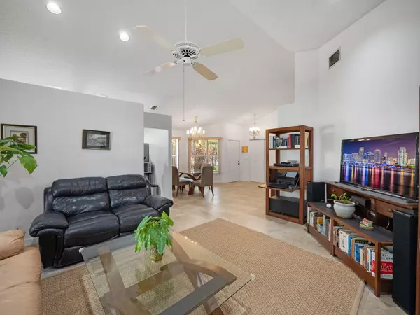 Delray Beach, FL 33446,7872 Lake Champlain CT
