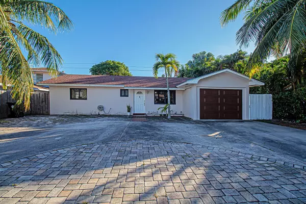 1411 Crestwood BLVD, Lake Worth Beach, FL 33460