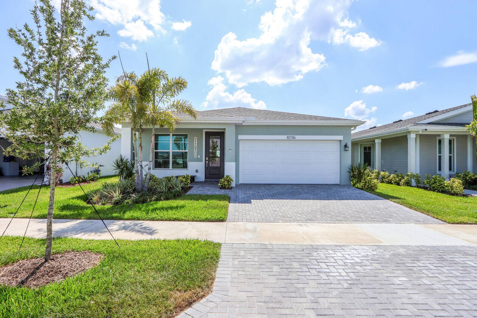 10736 SW Estella LN, Port Saint Lucie, FL 34987