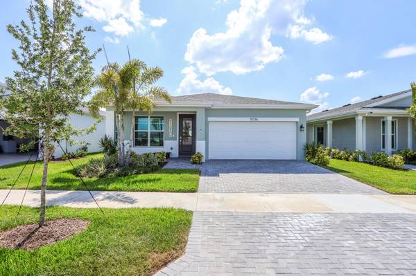 10736 SW Estella LN, Port Saint Lucie, FL 34987