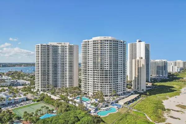 Singer Island, FL 33404,2700 N Ocean DR 206b