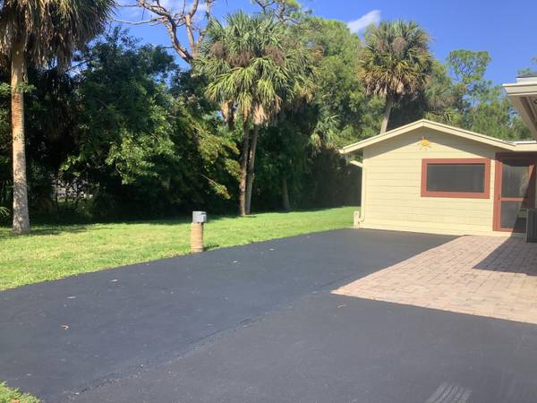 The Acreage, FL 33411,11065 N 41st CT