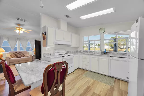 Port Saint Lucie, FL 34952,3716 Doral CT