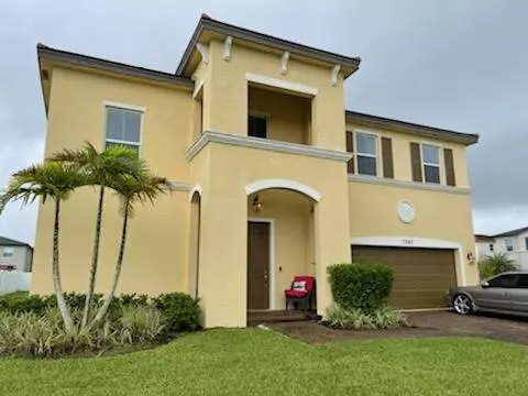 Port Saint Lucie, FL 34987,7387 NW Greenspring ST