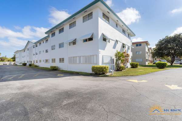 5300 Washington ST I205, Hollywood, FL 33021