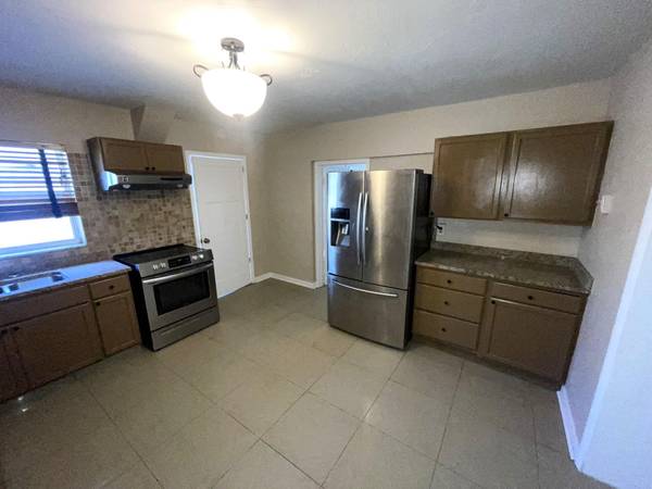 Riviera Beach, FL 33404,1342 A C Evans ST