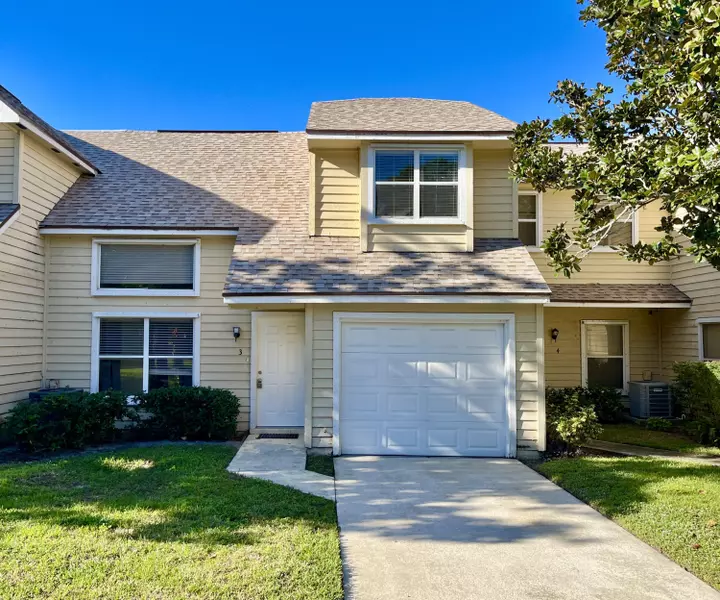 2010 SW Vero South CIR 3, Vero Beach, FL 32962