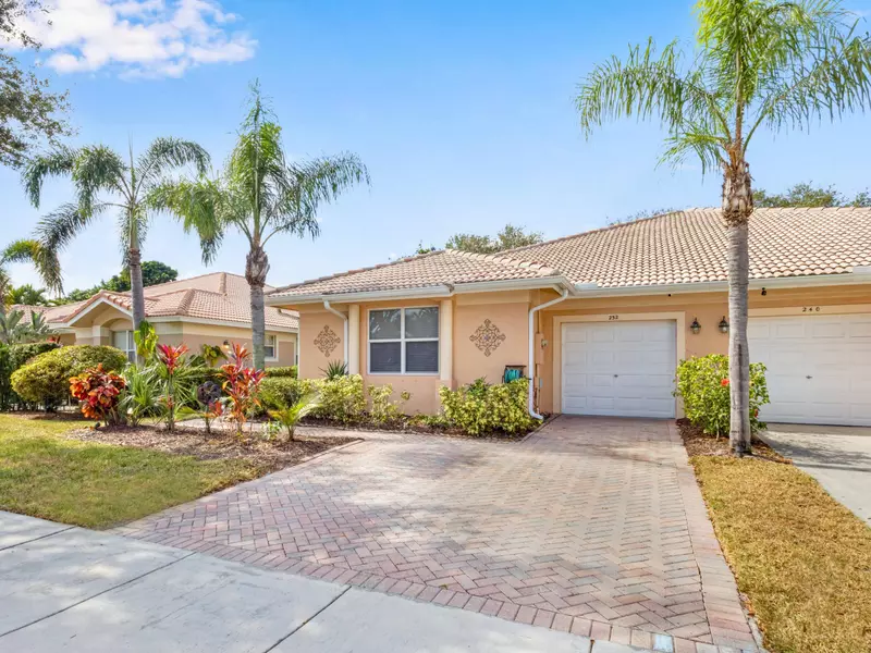 232 W N Coral Trace CIR, Delray Beach, FL 33445