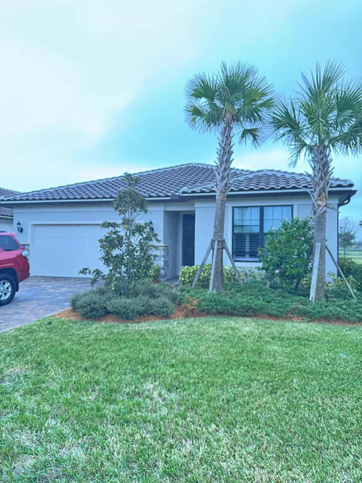 Port Saint Lucie, FL 34984,680 SE Villandry WAY