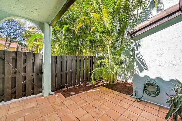 Boca Raton, FL 33433,22274 Pineapple Walk DR 1