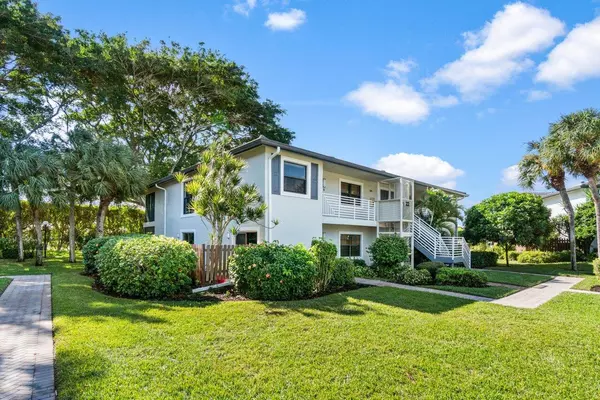 22 Southport LN A, Boynton Beach, FL 33436