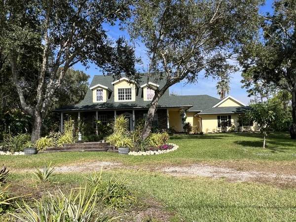 14425 N N 64th CT, The Acreage, FL 33470