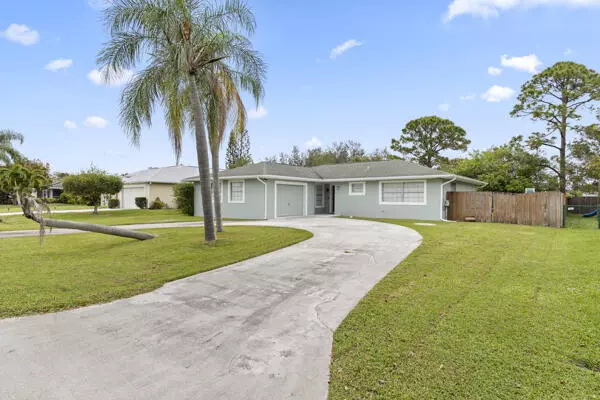 397 SW Buxton AVE, Port Saint Lucie, FL 34983