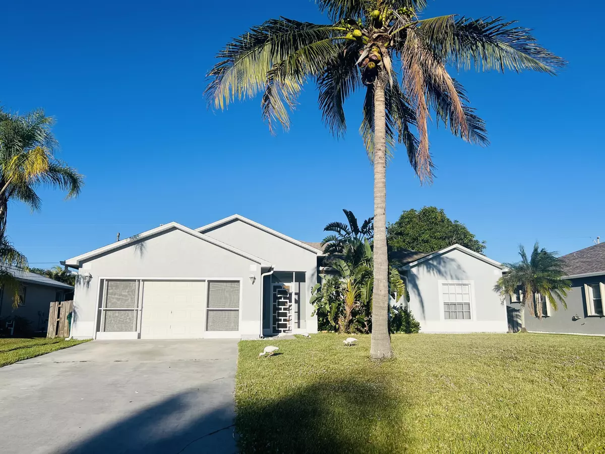 Port Saint Lucie, FL 34987,2619 SW Import DR