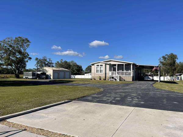 5629 NE 2nd ST, Okeechobee, FL 34974