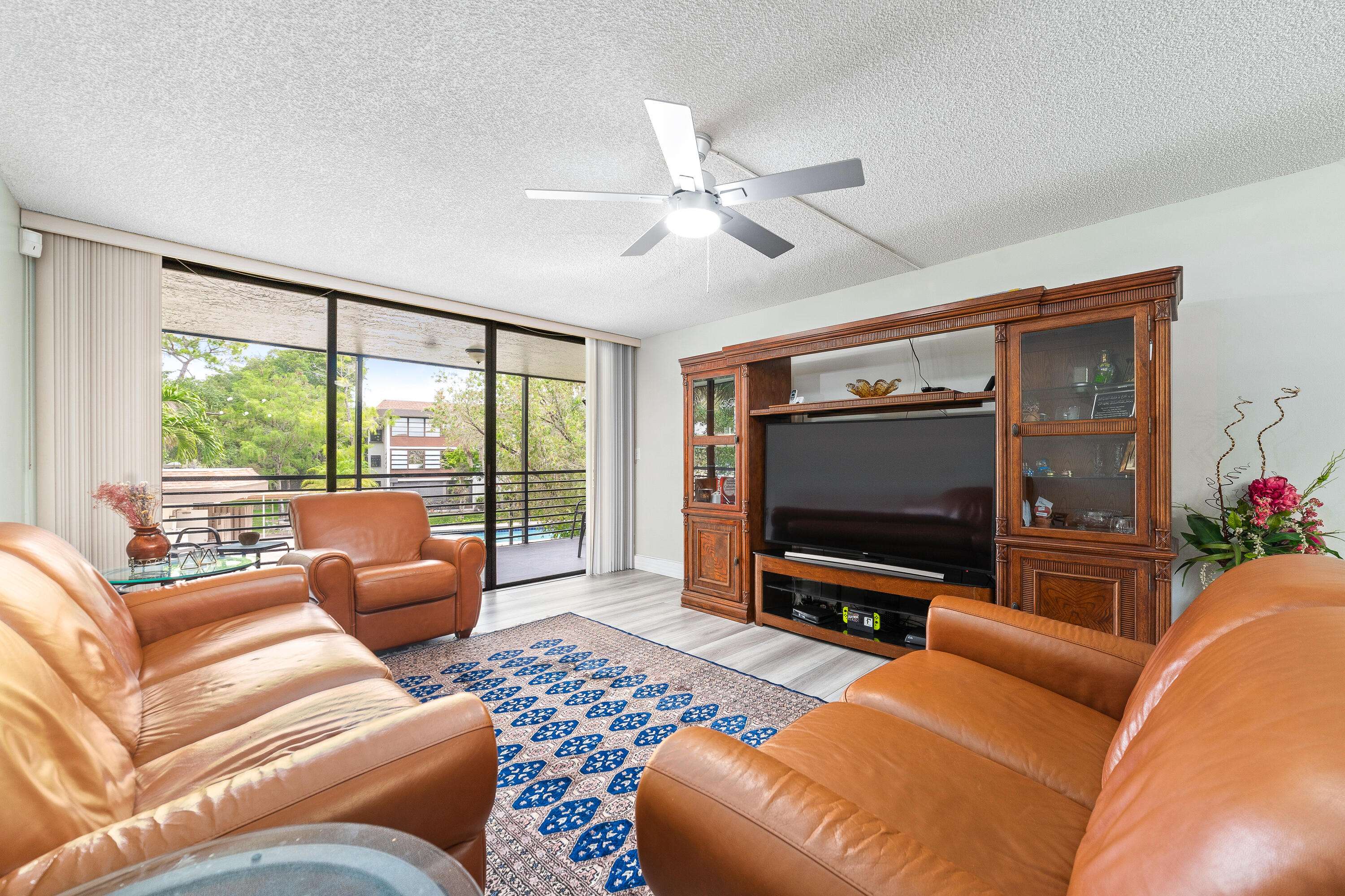 Tamarac, FL 33321,7579 NW 79th AVE 201