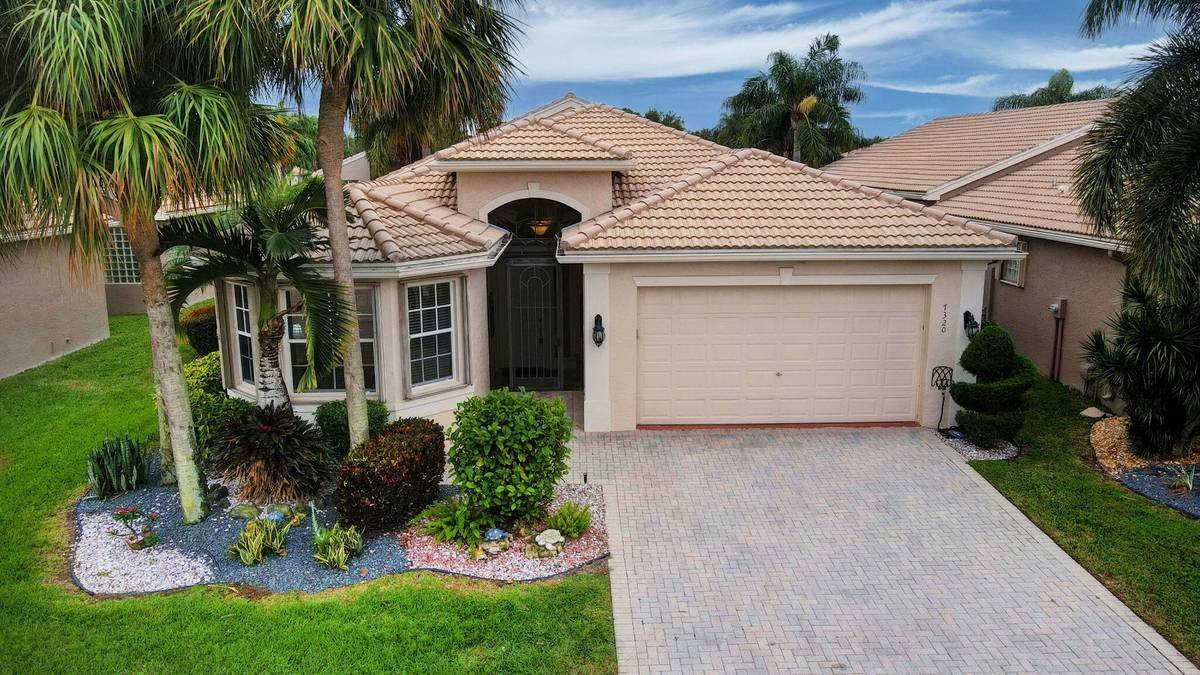 Delray Beach, FL 33446,7320 Cortes Lake DR