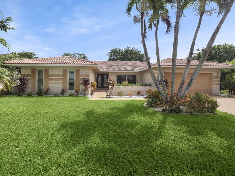 20181 Back Nine DR, Boca Raton, FL 33498