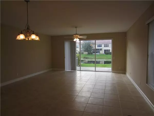 Greenacres, FL 33415,1176 Pinewood Lake CT