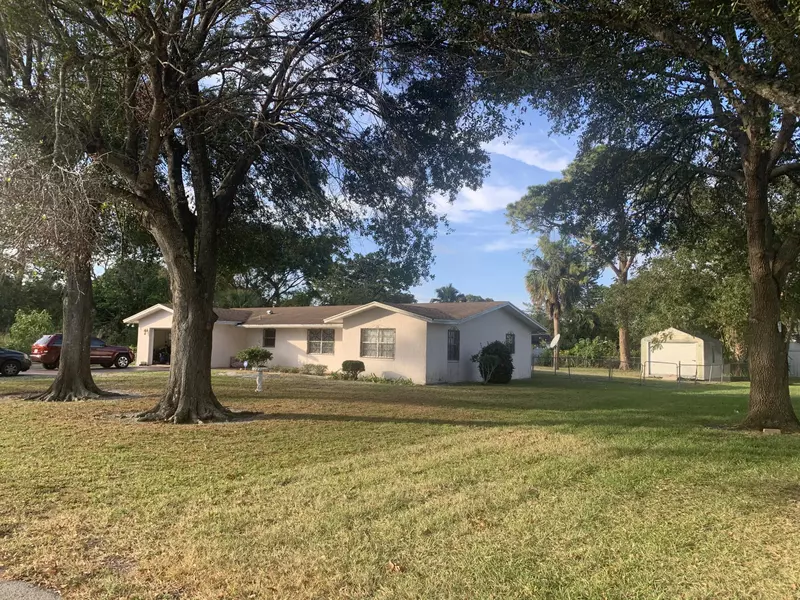 3906 Ave L, Fort Pierce, FL 34947