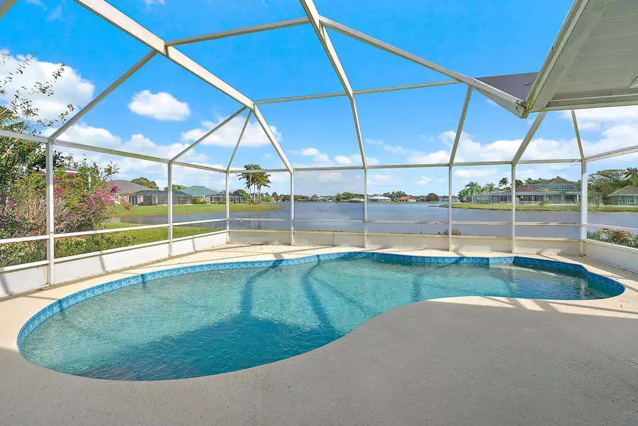 347 SW Panther TRCE, Port Saint Lucie, FL 34953