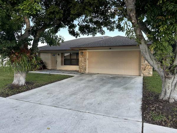 10714 Ranchipur ST, Boynton Beach, FL 33437