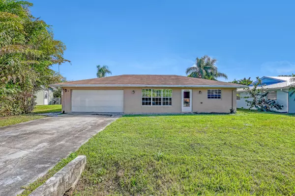 Stuart, FL 34997,1912 SE Jackson ST