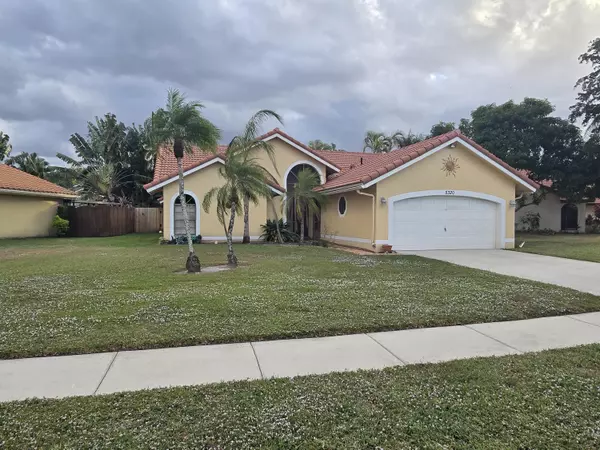 5320 Helene CIR,  Boynton Beach,  FL 33472