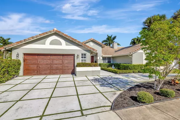 6 Indigo TER, Lake Worth Beach, FL 33460